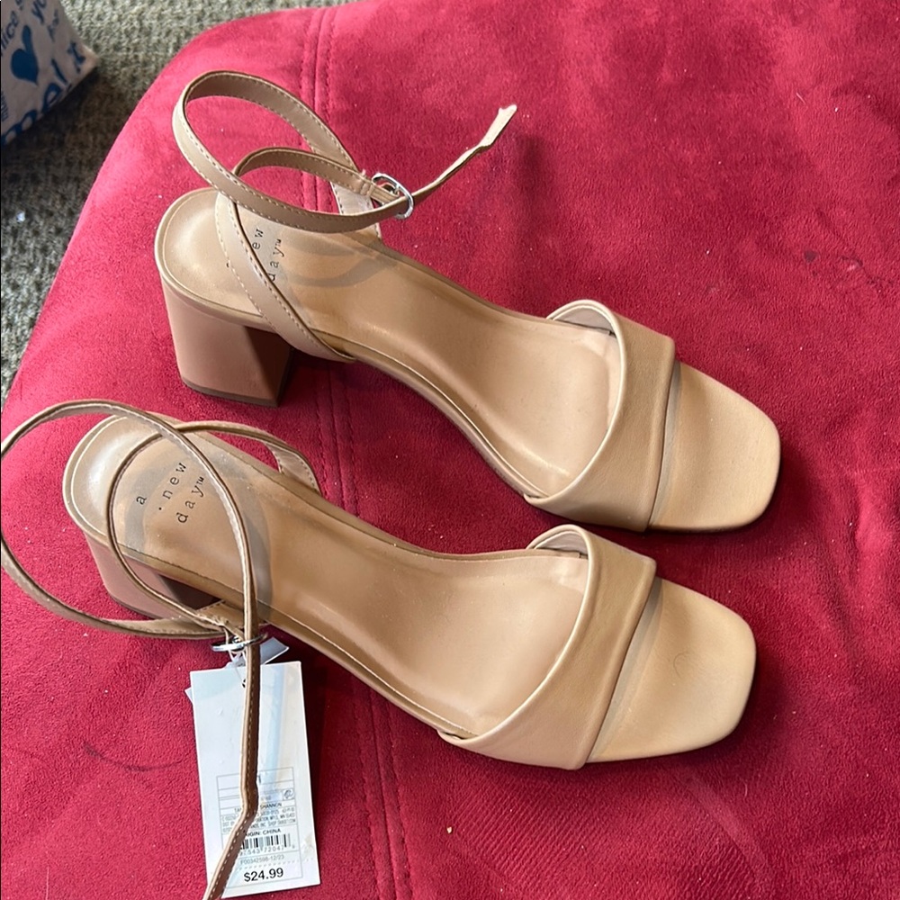 Elegant Tan Block Heel Sandals